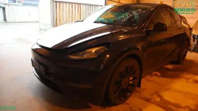 Bildeler fra Tesla Model Y 393kW 2022mod. (226158)