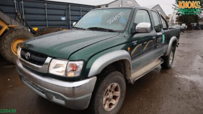 Bildeler fra Toyota Hilux 2,5TD 2002mod. (226439)